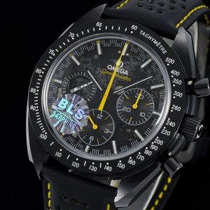 Alternative view of BLS New Release: Omega's latest Speedmaster Dark Side of the Moon watch debuts with an all-ceramic construction. Ceramic is an inorganic non-metallic substance formed through high-temperature firing. This material enables the creation of high-density watch components with exceptional mechanical properties.Ceramic ranks among consumers' most favored watch materials, valued for its striking, diverse hues and exceptional properties. Twice as light as stainless steel, ceramic offers superior wear resistance, high scratch resistance, biocompatibility, hypoallergenicity, and non-magnetic properties.This timepiece features a 44.25mm case housing a blackened movement. Laser ablation technology recreates the authentic lunar surface on the movement's bridges, paying homage to the Speedmaster's pivotal role in the Apollo 8 mission.Through the skeletonized dial crafted from black anodized aluminum, the Earth-facing side of the moon (near-Earth side) visible from our planet is clearly visible. The case back reveals the "dark side of the moon" (far-Earth side), a view reserved only for astronauts. The watch is paired with a black micro-perforated rubber strap, featuring a striking yellow rubber insert at its center.The entire watch is crafted from black ceramic, featuring a central chronograph seconds hand accented with yellow lacquer and a bezel adorned with laser-engraved, bright white enamel tachymeter scales.The small seconds hand is crafted from Grade 5 titanium, ingeniously shaped to resemble the Saturn V rocket. This 3D form is achieved through laser turning, with color variations created by applying white lacquer, laser ablation, and laser blackening techniques.